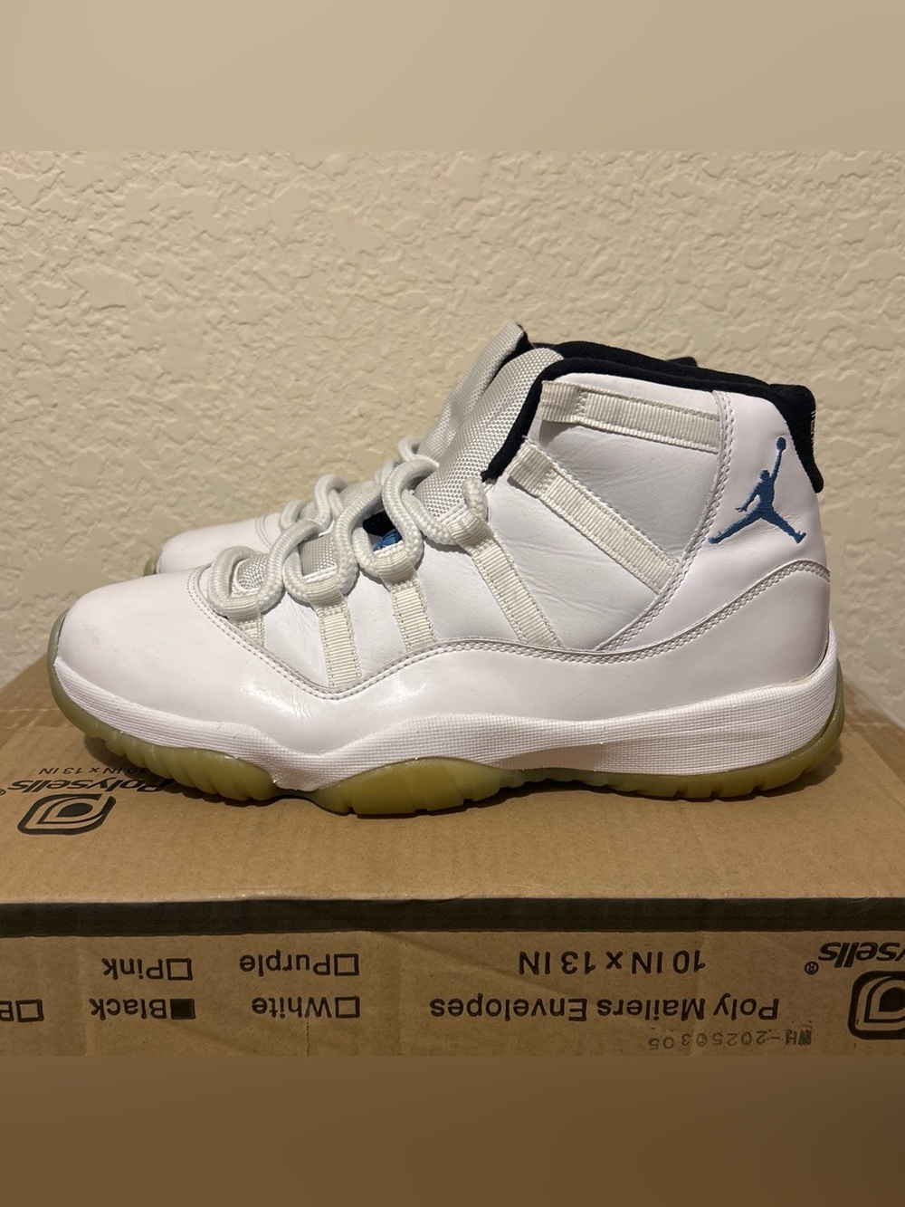 2014 Jordan 11 Retro Legend blue Basketball sneakers size 9